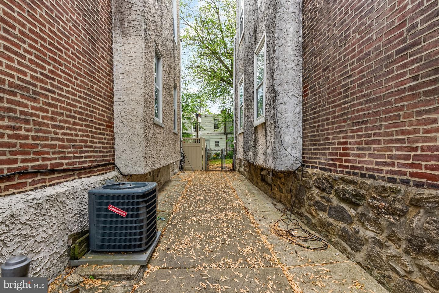 6125 Cottage Street photo 16