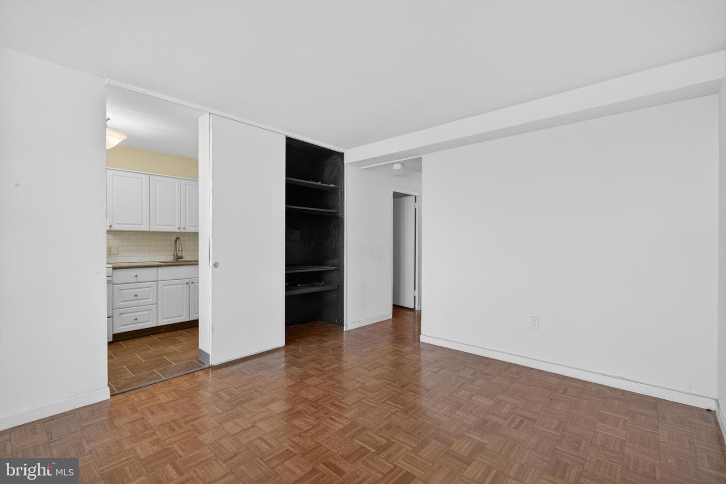 604 S Washington Square #2506 photo 10