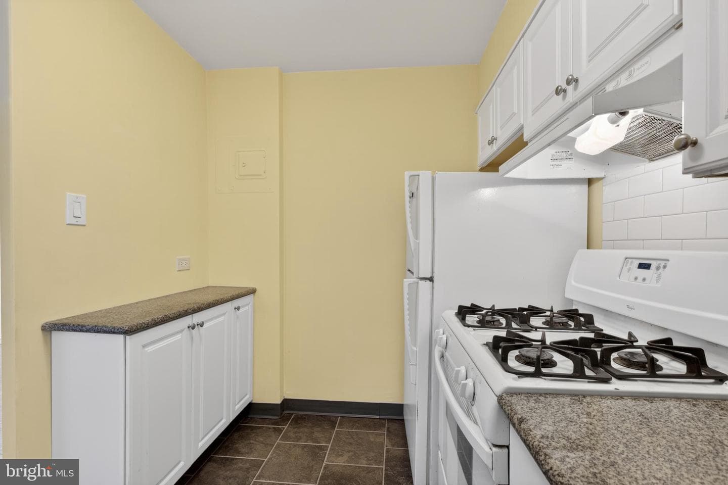 604 S Washington Square #2506 photo 12