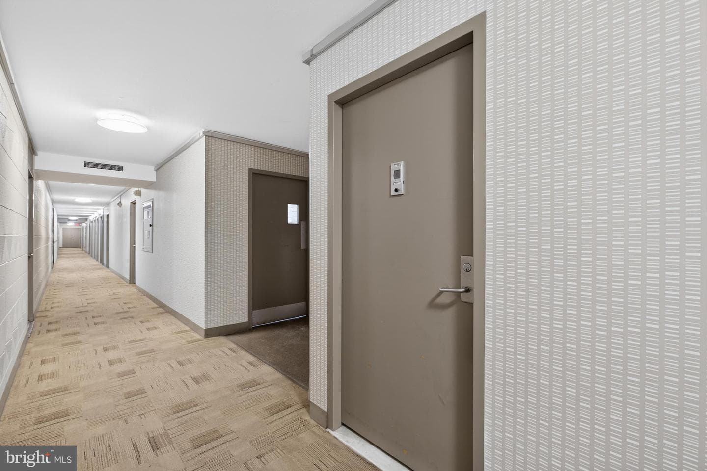 604 S Washington Square #2506 photo 2