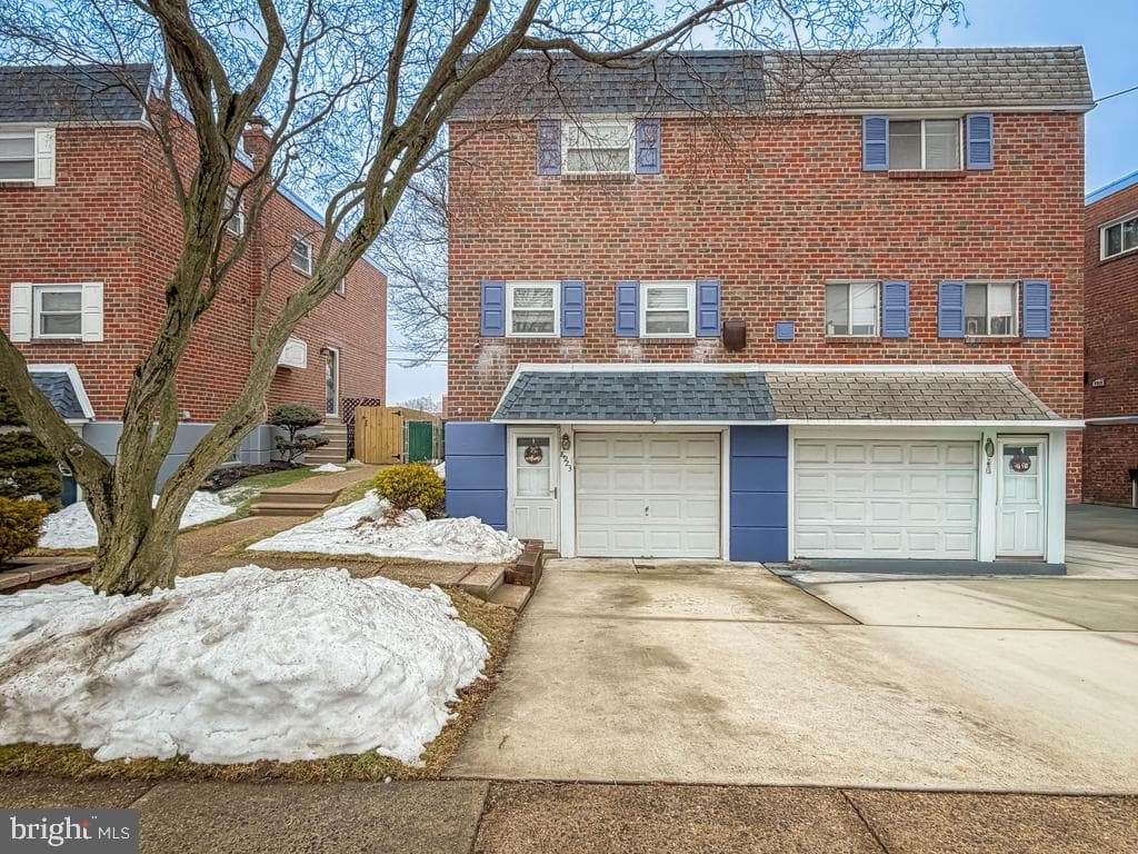 8923 Dewees Street photo 1