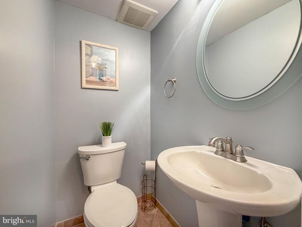 8923 Dewees Street photo 10