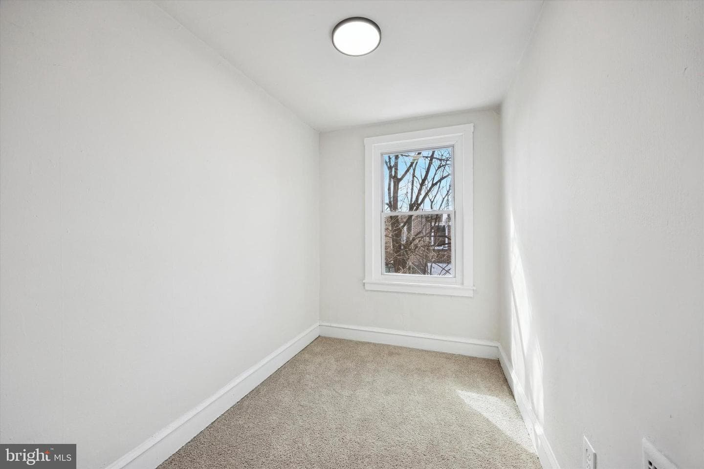 2502 S Robinson Street photo 14