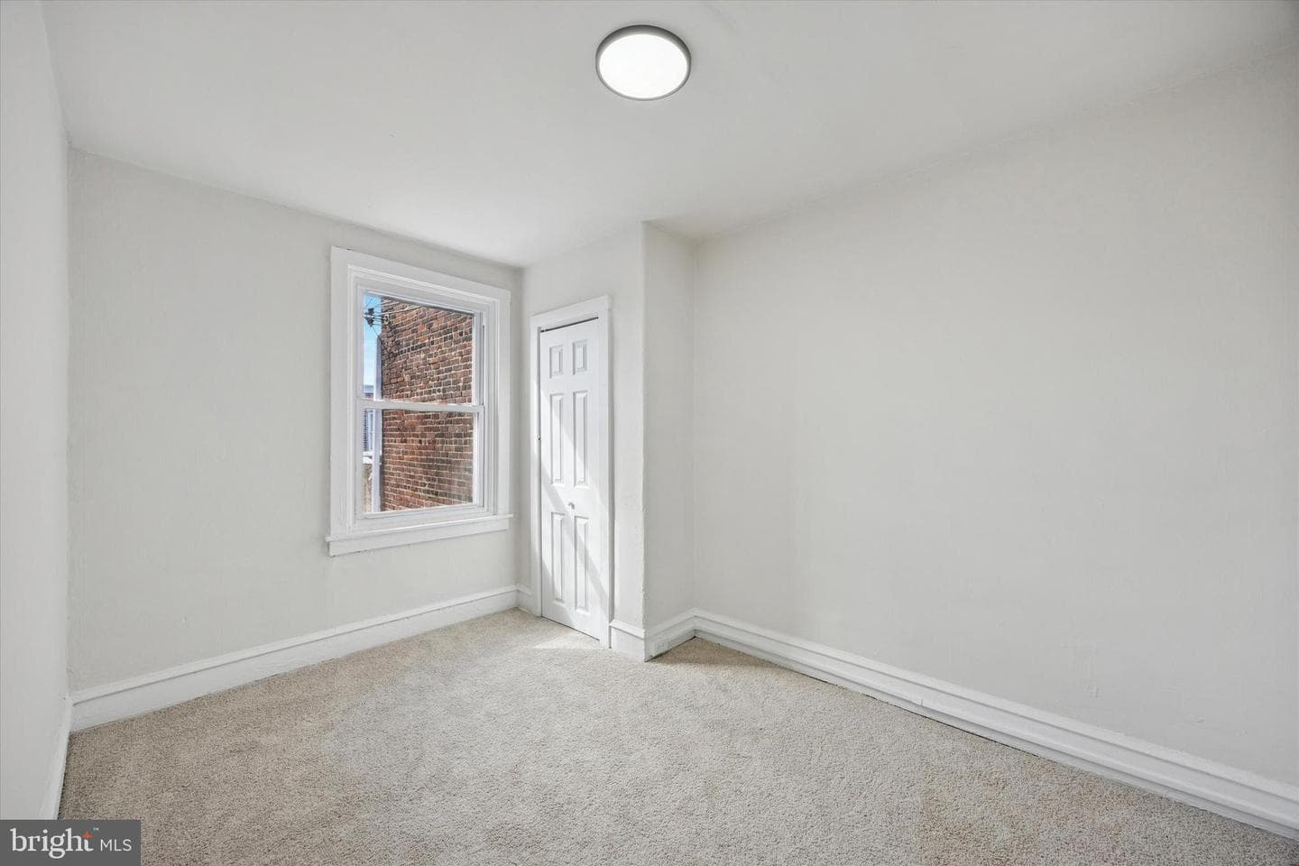 2502 S Robinson Street photo 15