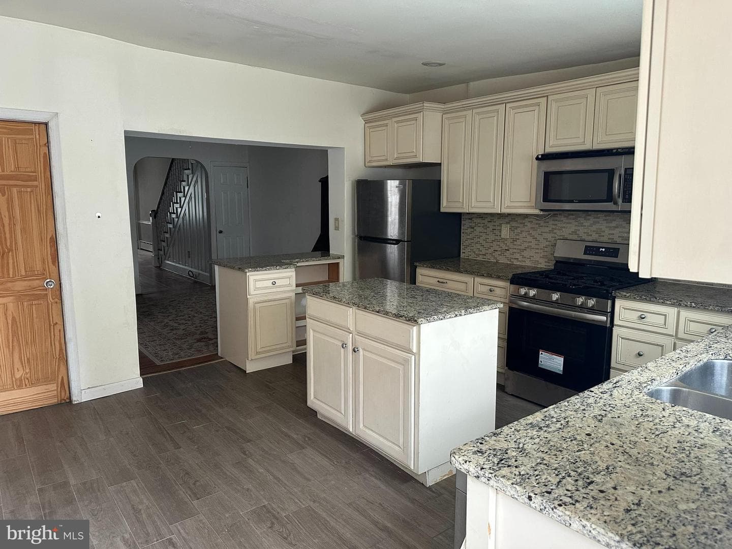 607 Belgrade Street photo 6