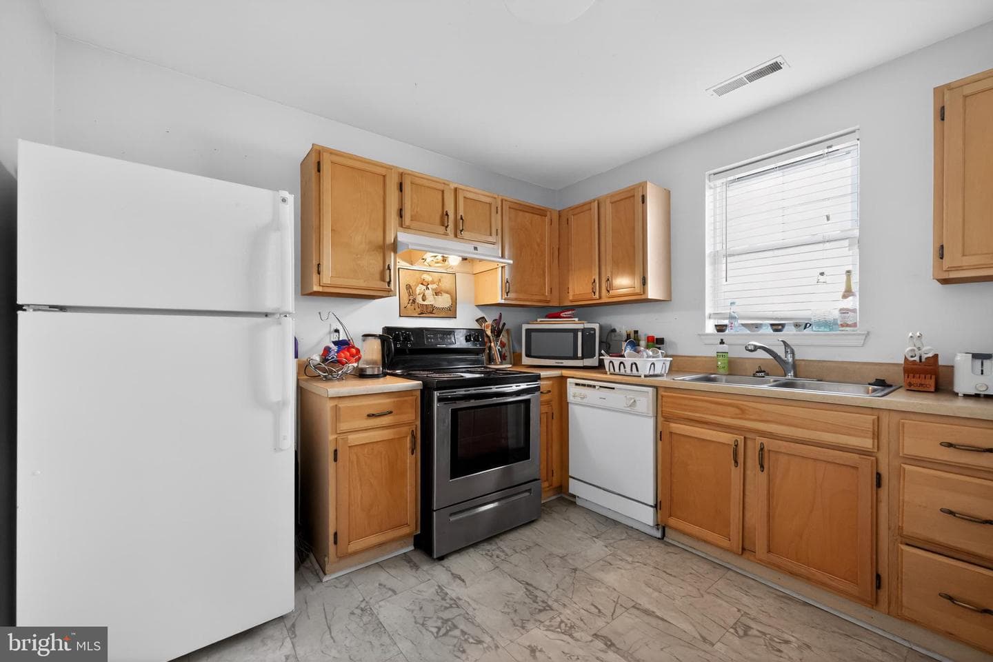 709 N Markoe Street photo 13