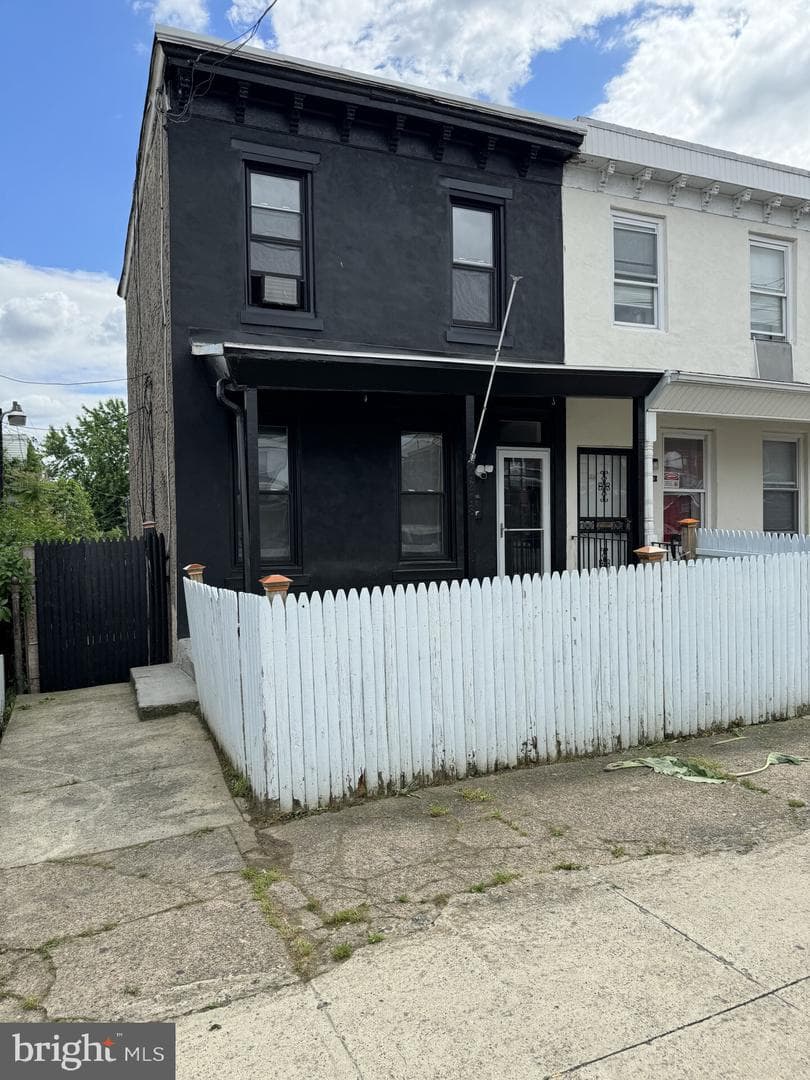 6208 Race Street, Philadelphia