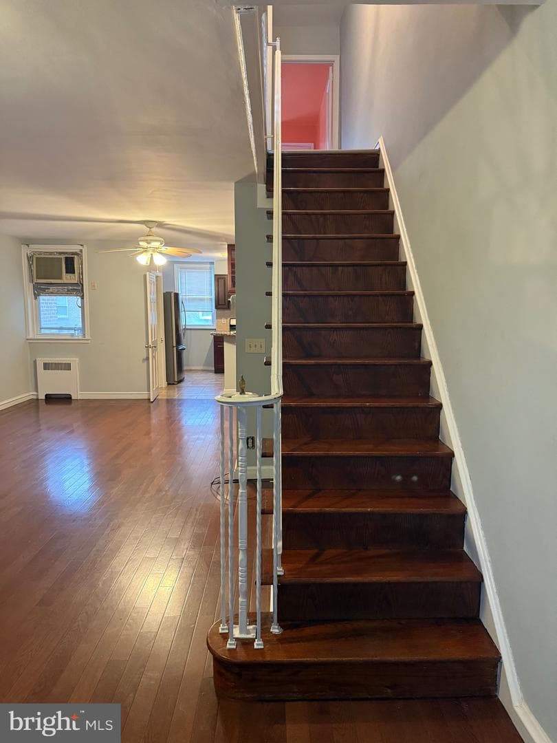 1212 Knorr Street photo 3