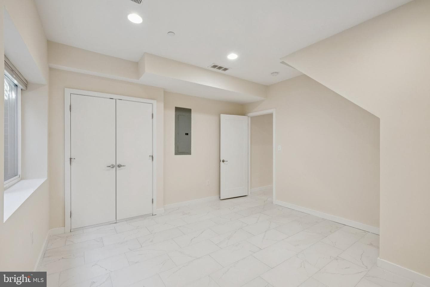 1189 S 21st photo 22