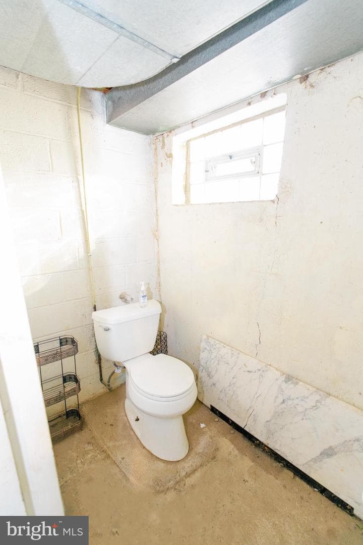 7701 E Roosevelt Boulevard photo 28