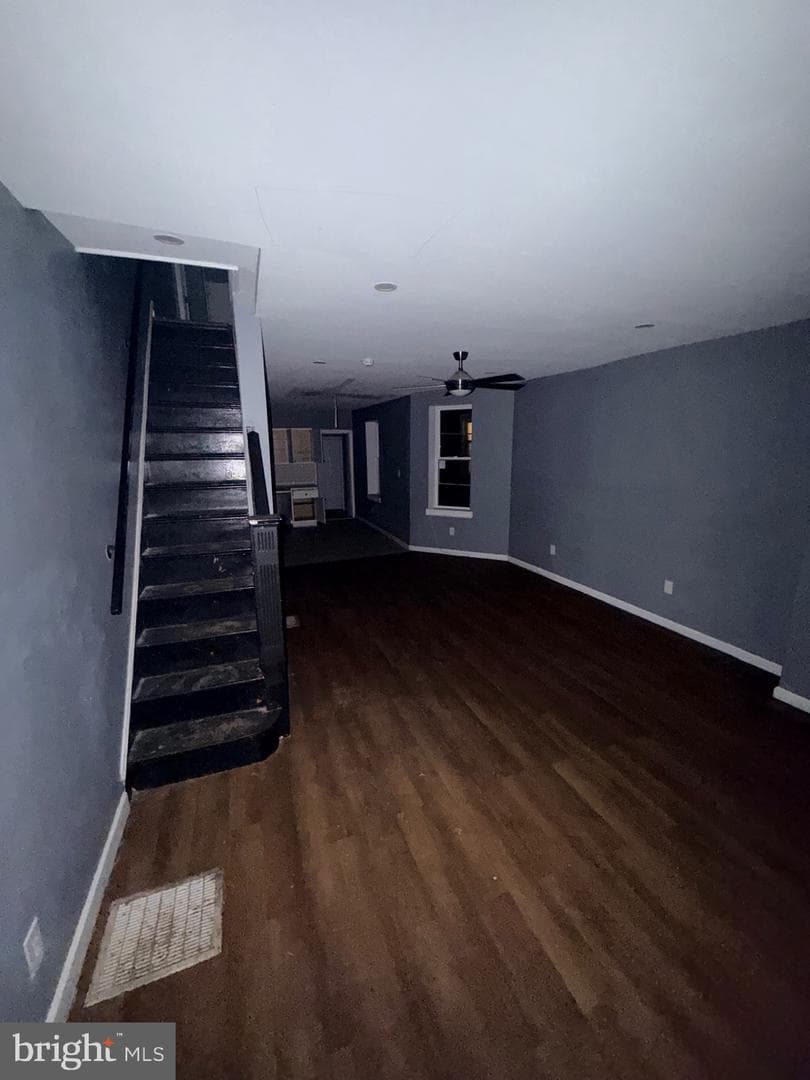 5339 Yocum Street photo 4