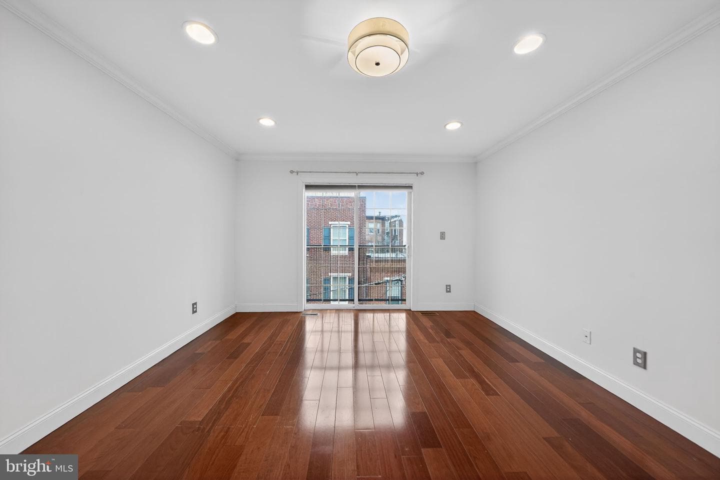 1422 Montrose Street photo 23