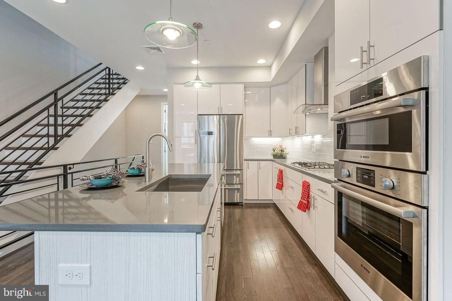 1006 S 17th Street #b, Philadelphia