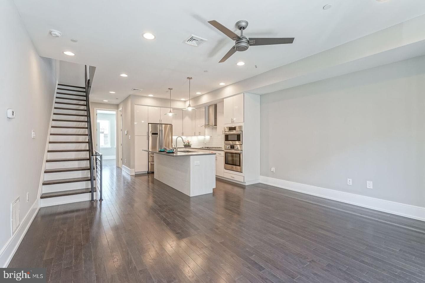 1006 S 17th Street #b photo 7