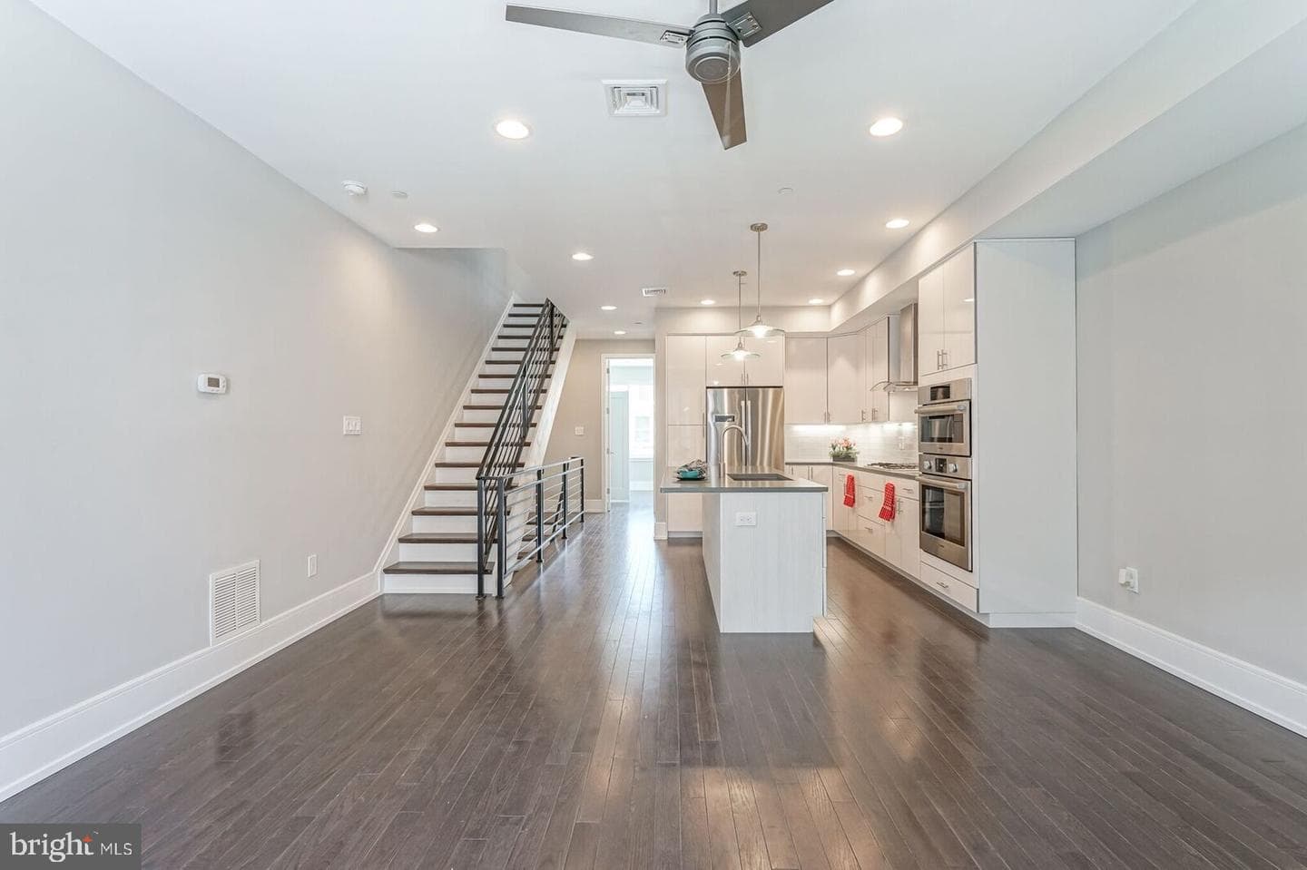 1006 S 17th Street #b photo 8