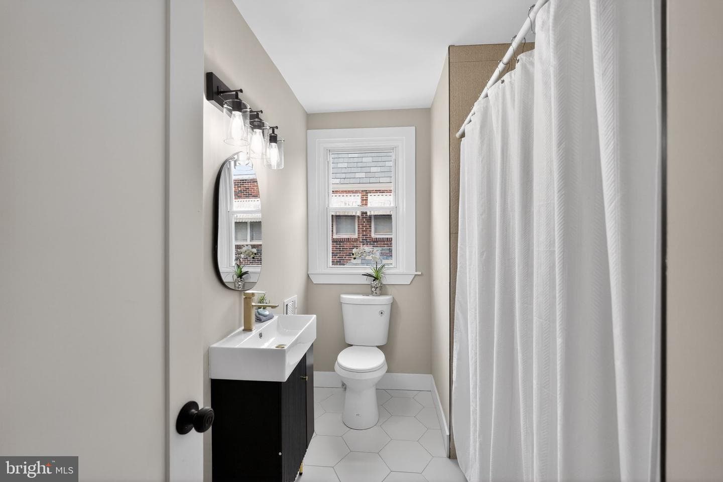 1309 E Cardeza Street photo 18