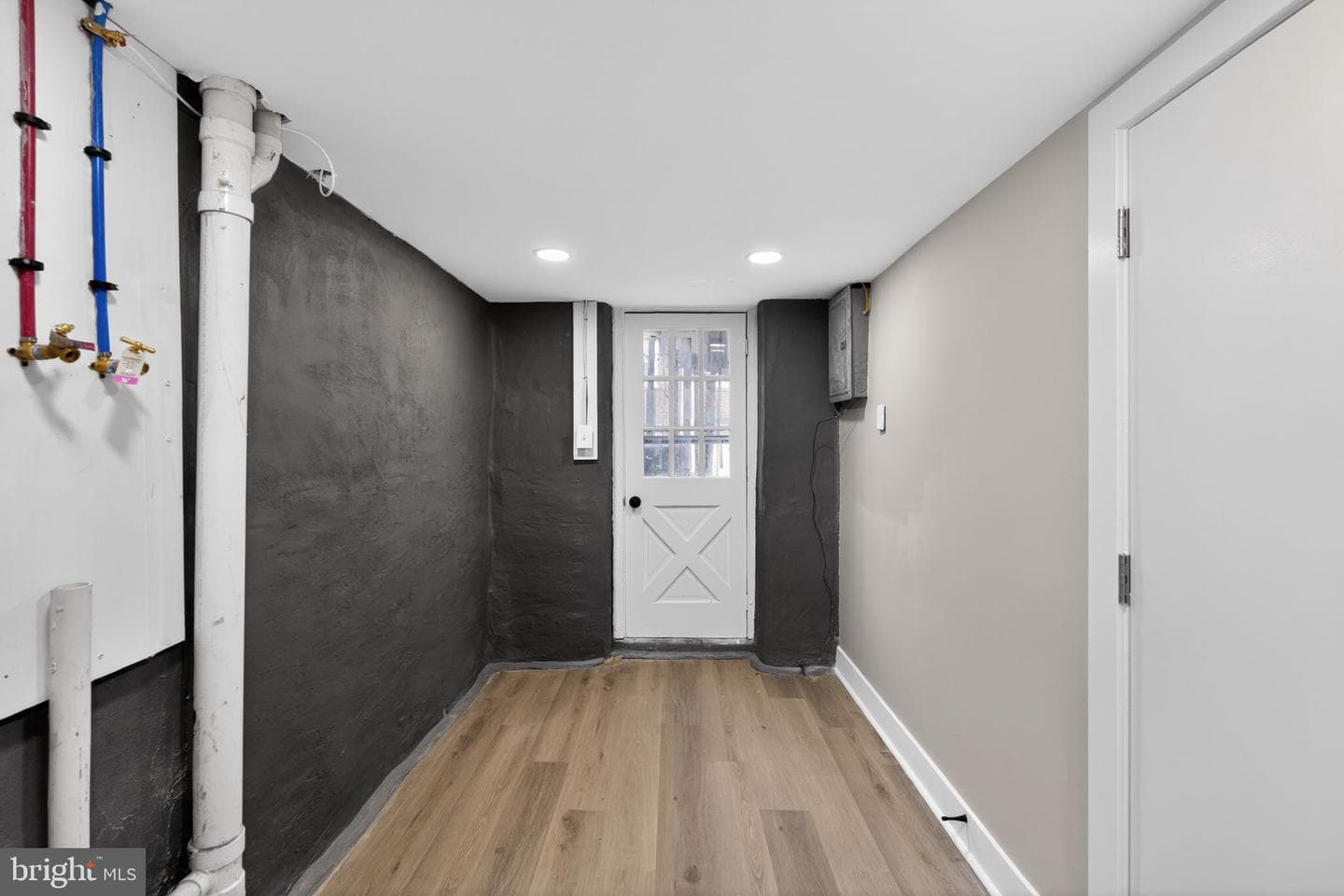 1309 E Cardeza Street photo 26