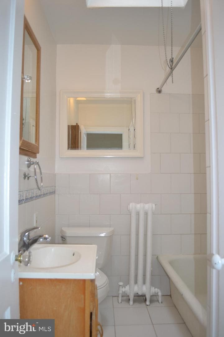 887 Anchor Street photo 15