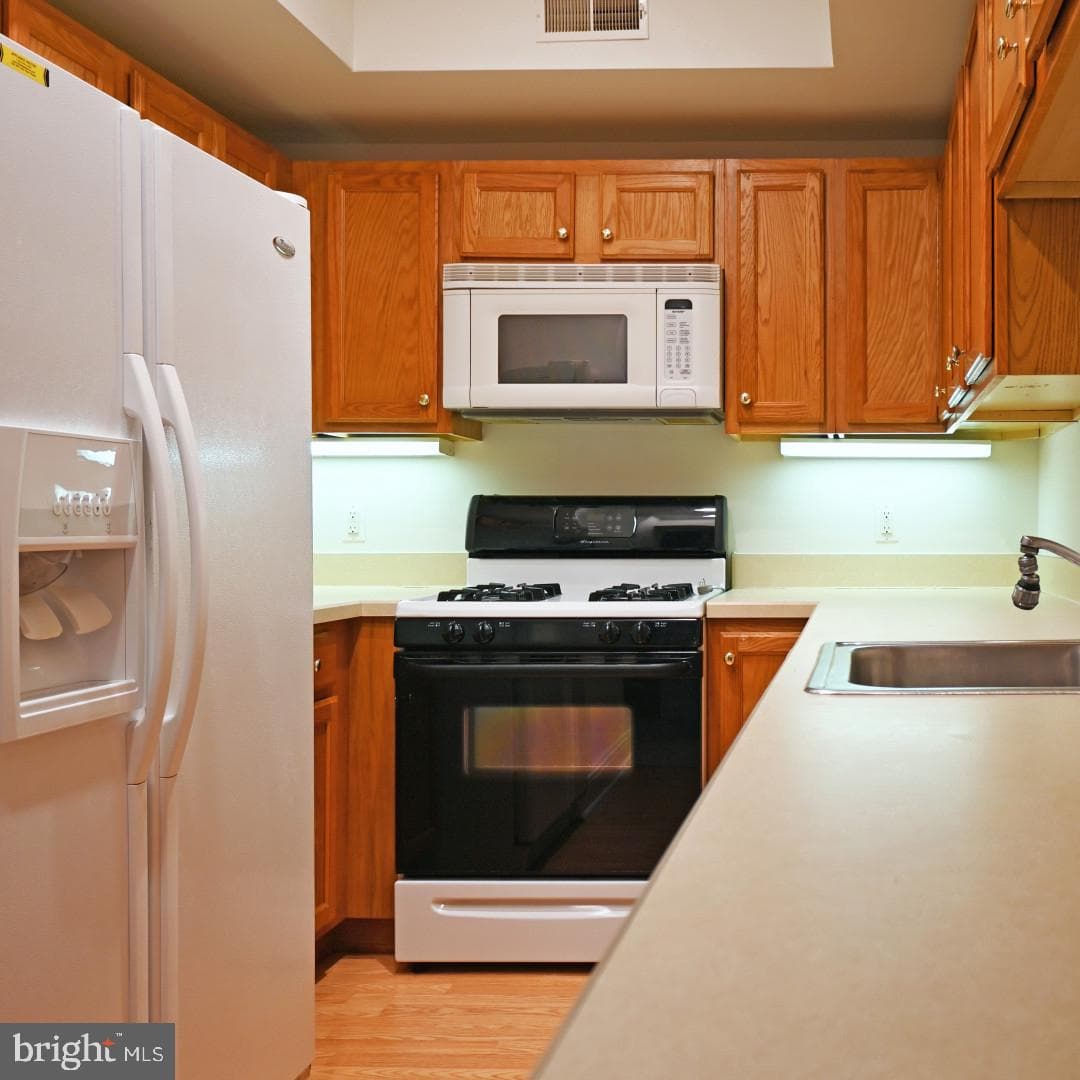 524 Easy Street #t71 photo 11