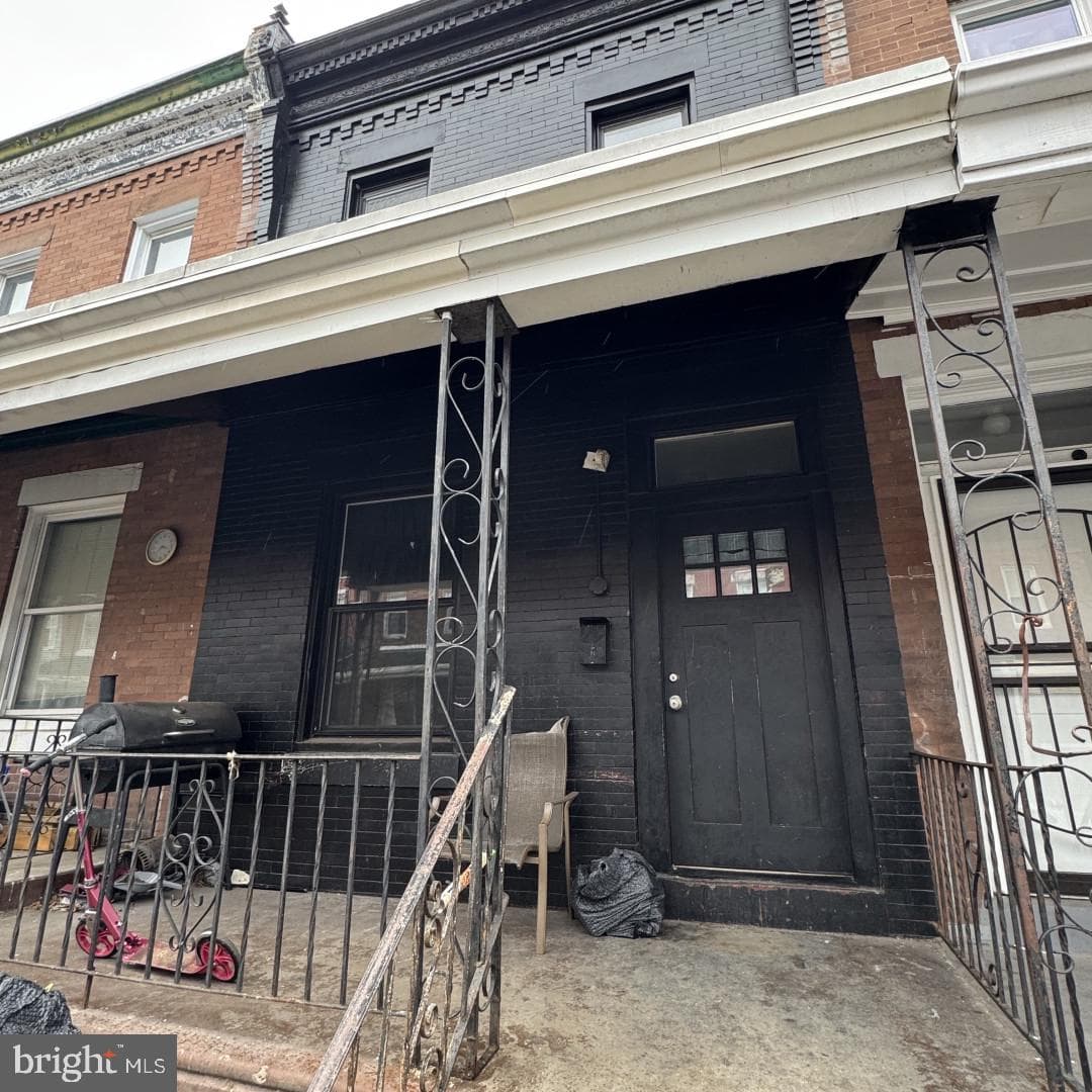 2149 W Grange Avenue, Philadelphia