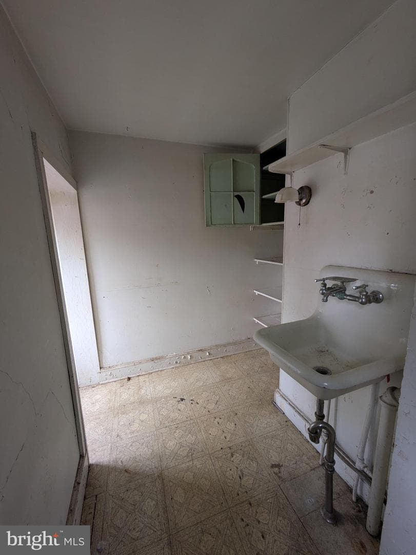 205 E Evergreen Avenue photo 16
