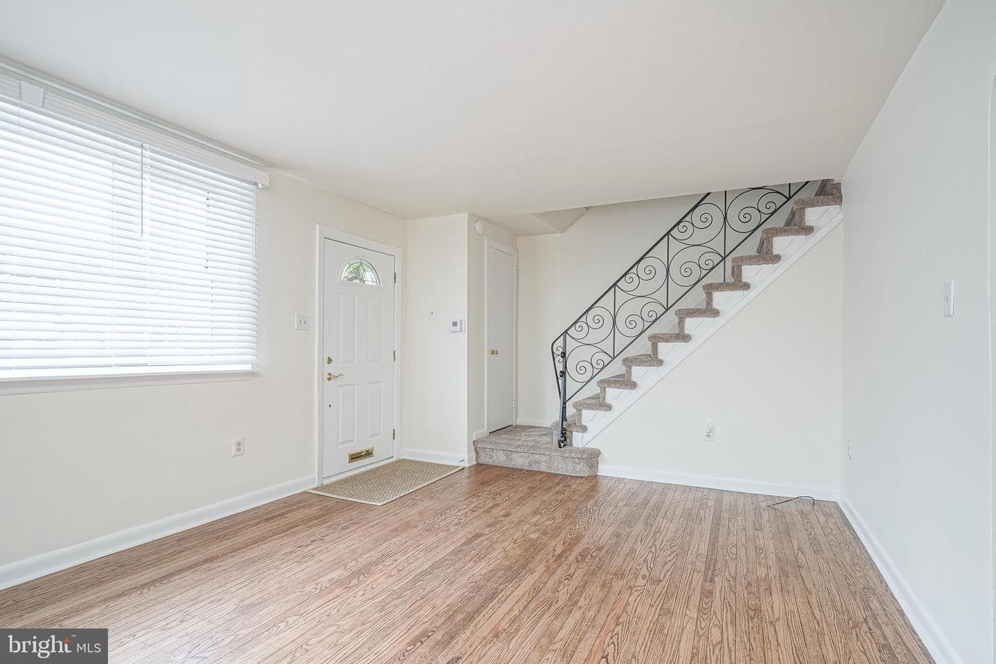 2829 S Darien Street photo 4