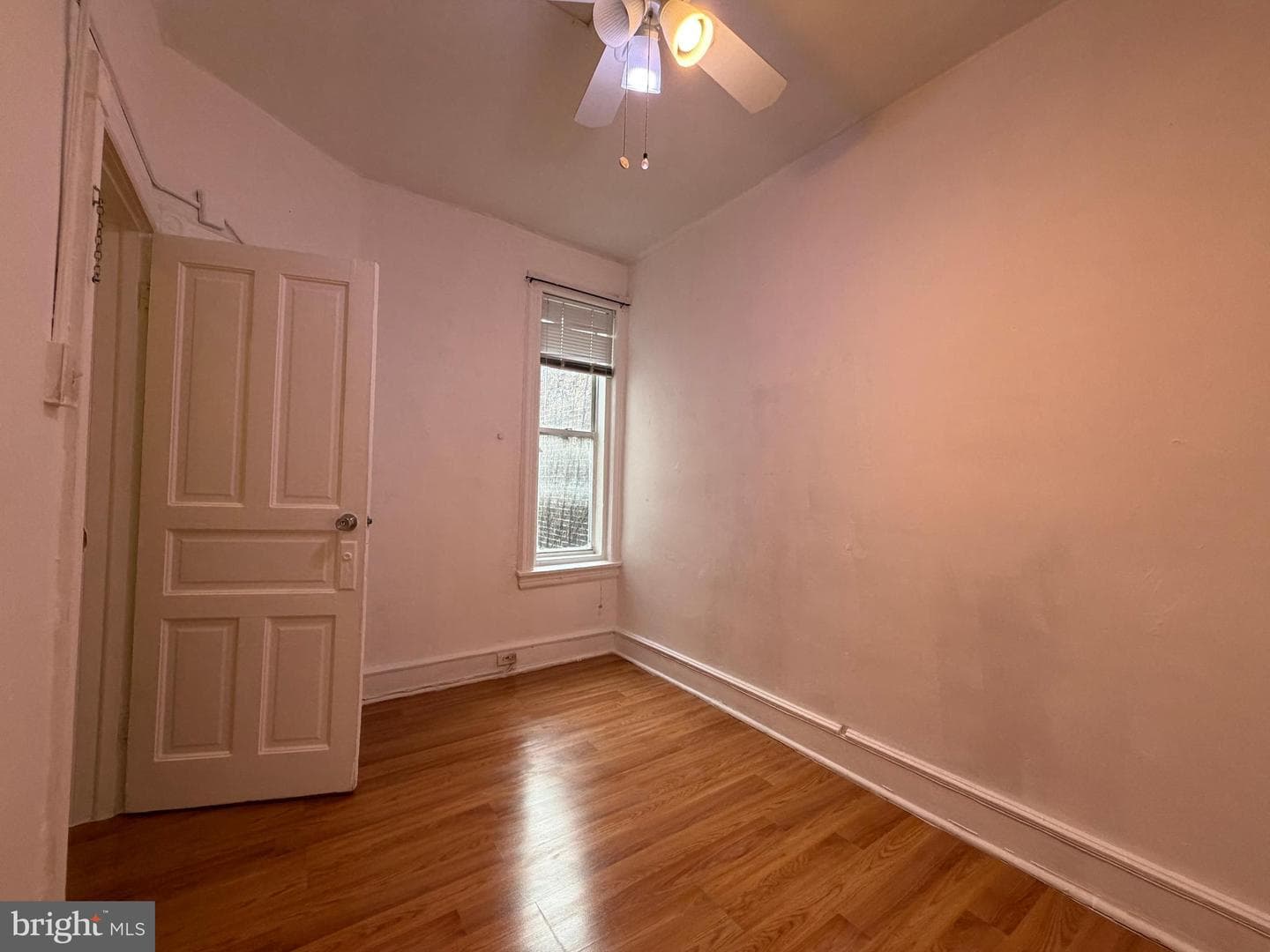 2419 S Fairhill Street photo 24