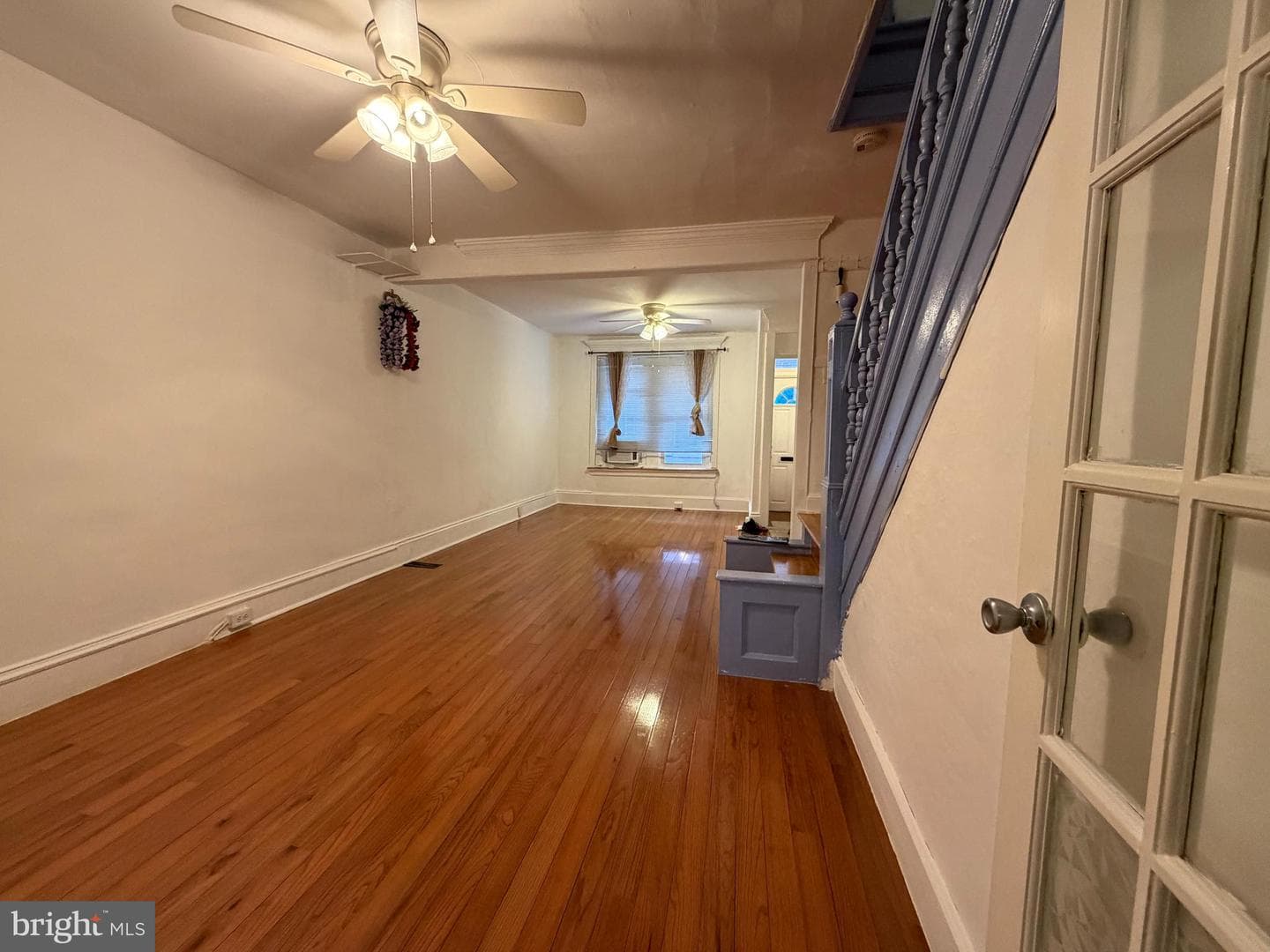 2419 S Fairhill Street photo 4