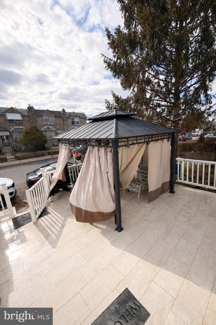 1305 Robbins Street photo 18