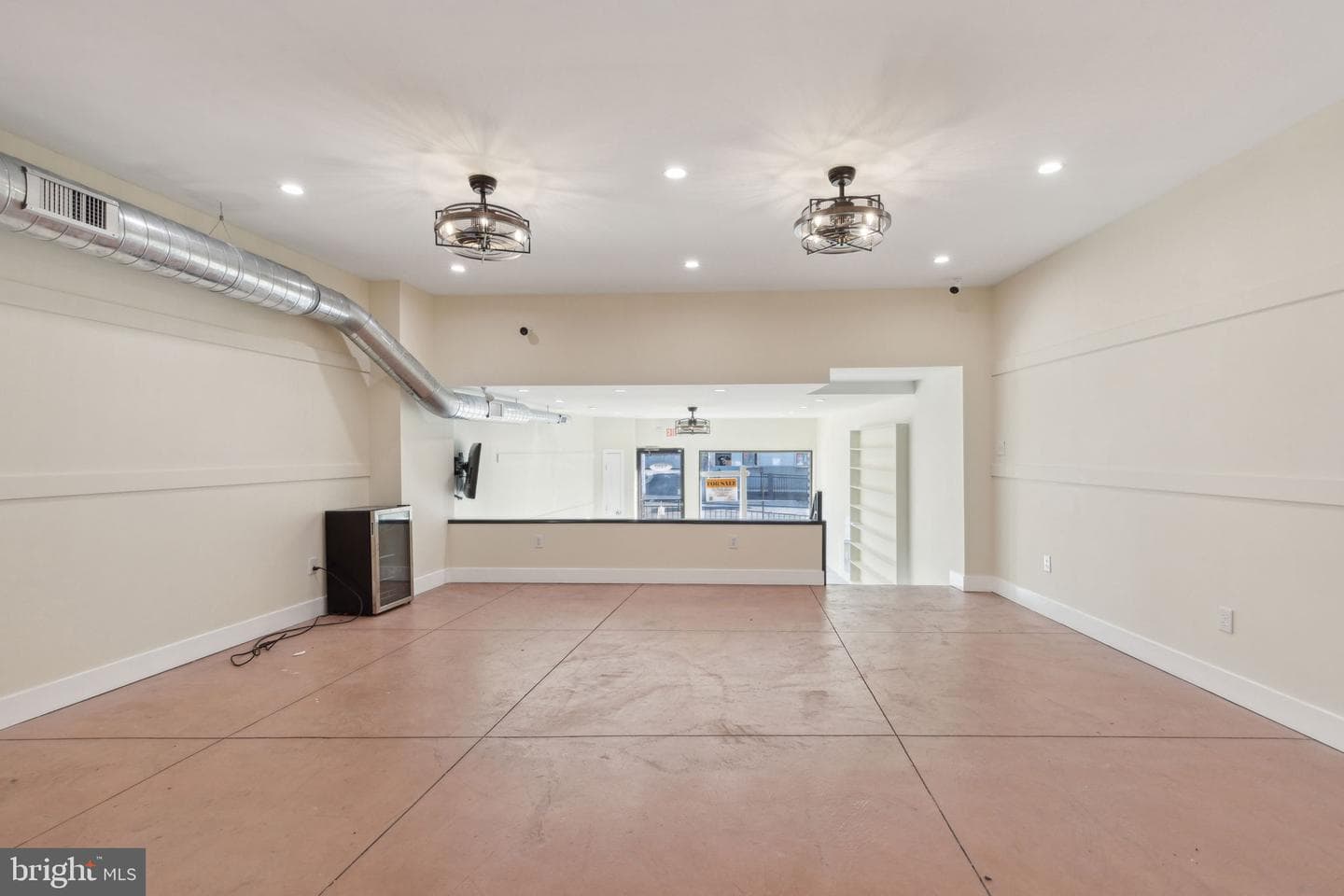 5460 Ridge Avenue photo 19