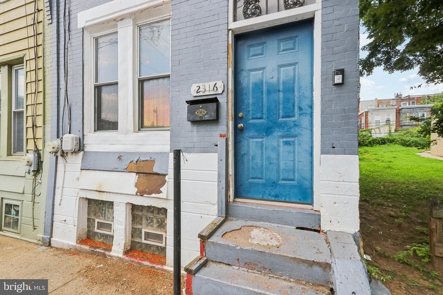 2316 N Smedley Street photo 2