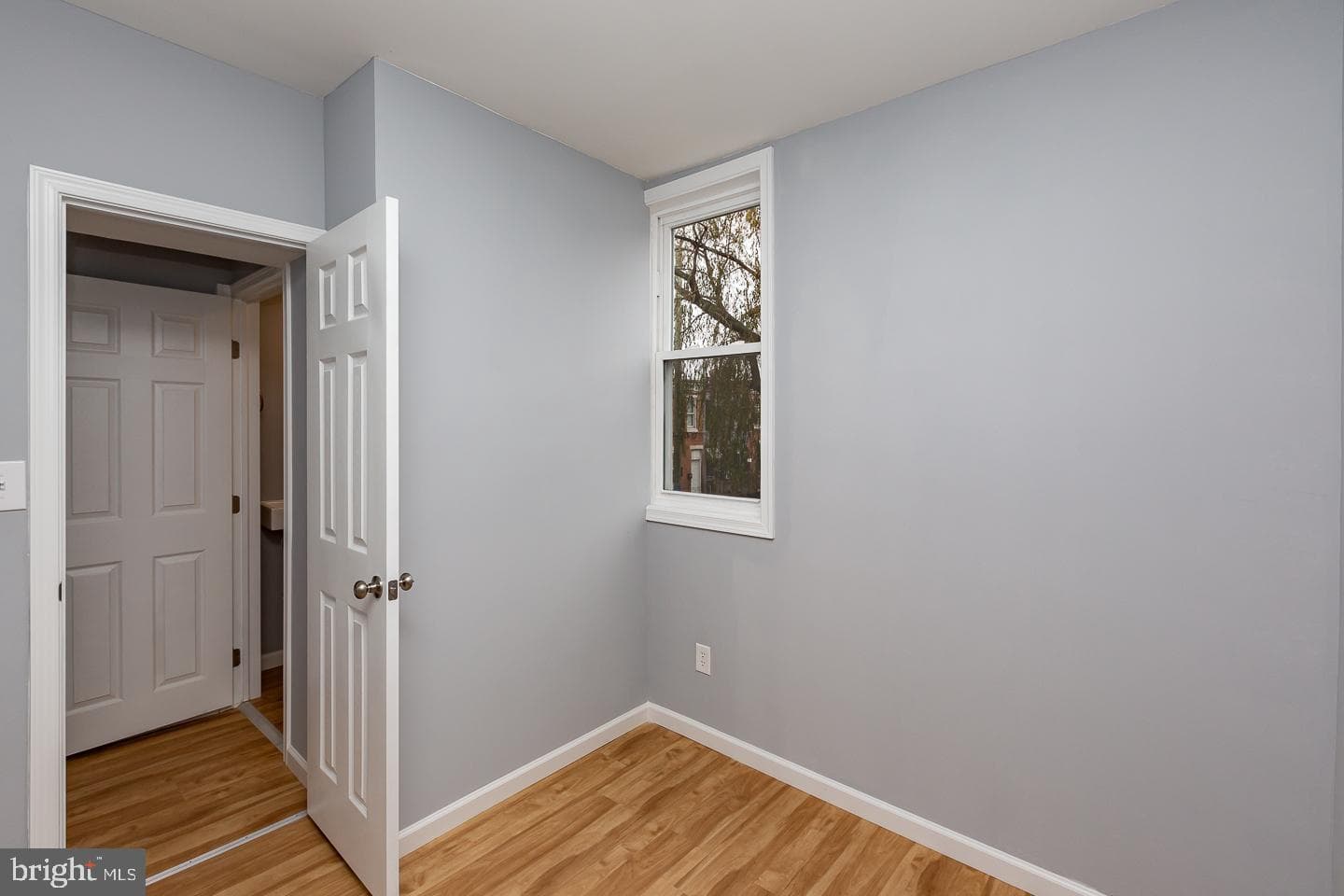 2735 N Waterloo Street photo 14