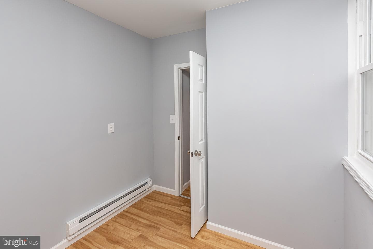 2735 N Waterloo Street photo 24