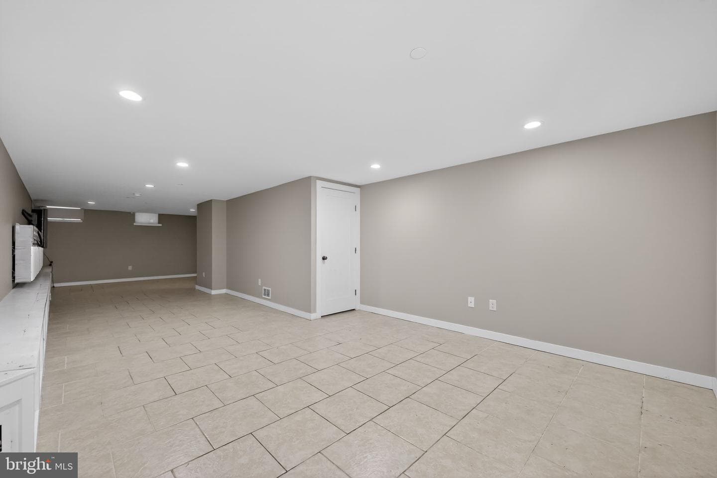 2664 Martha Street photo 10