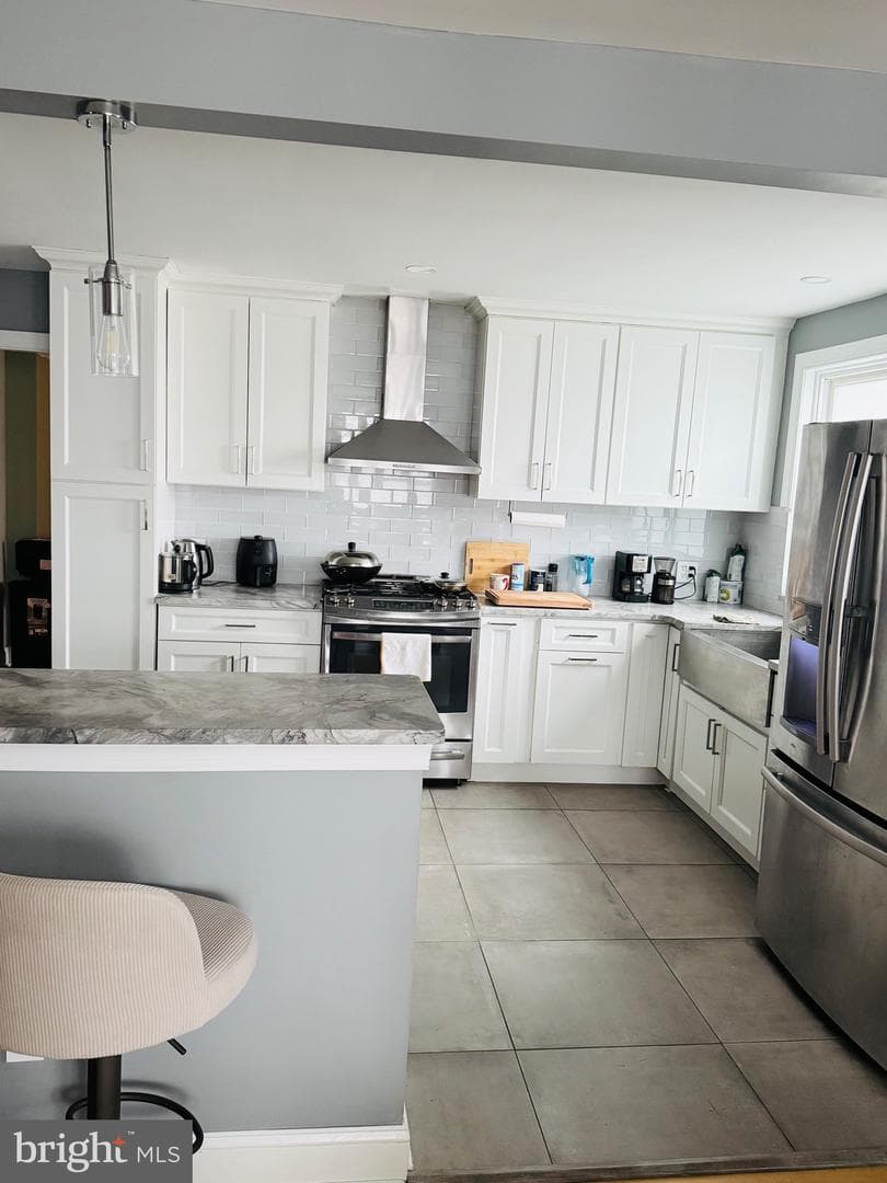 8239 Pine Road photo 3