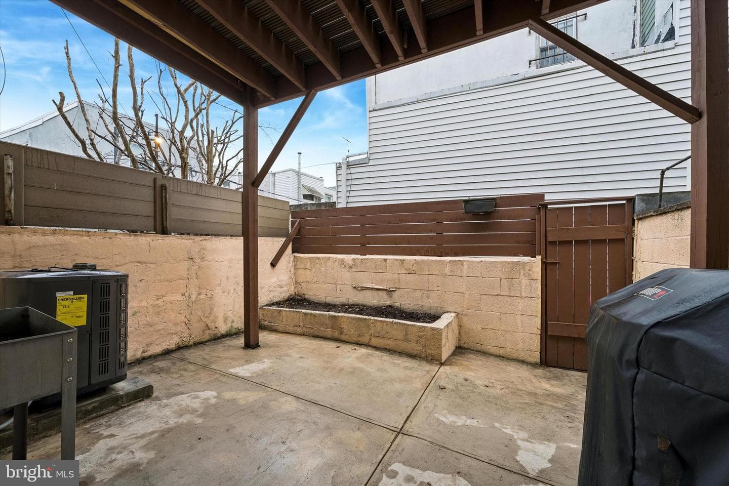 1138 Mifflin Street photo 12