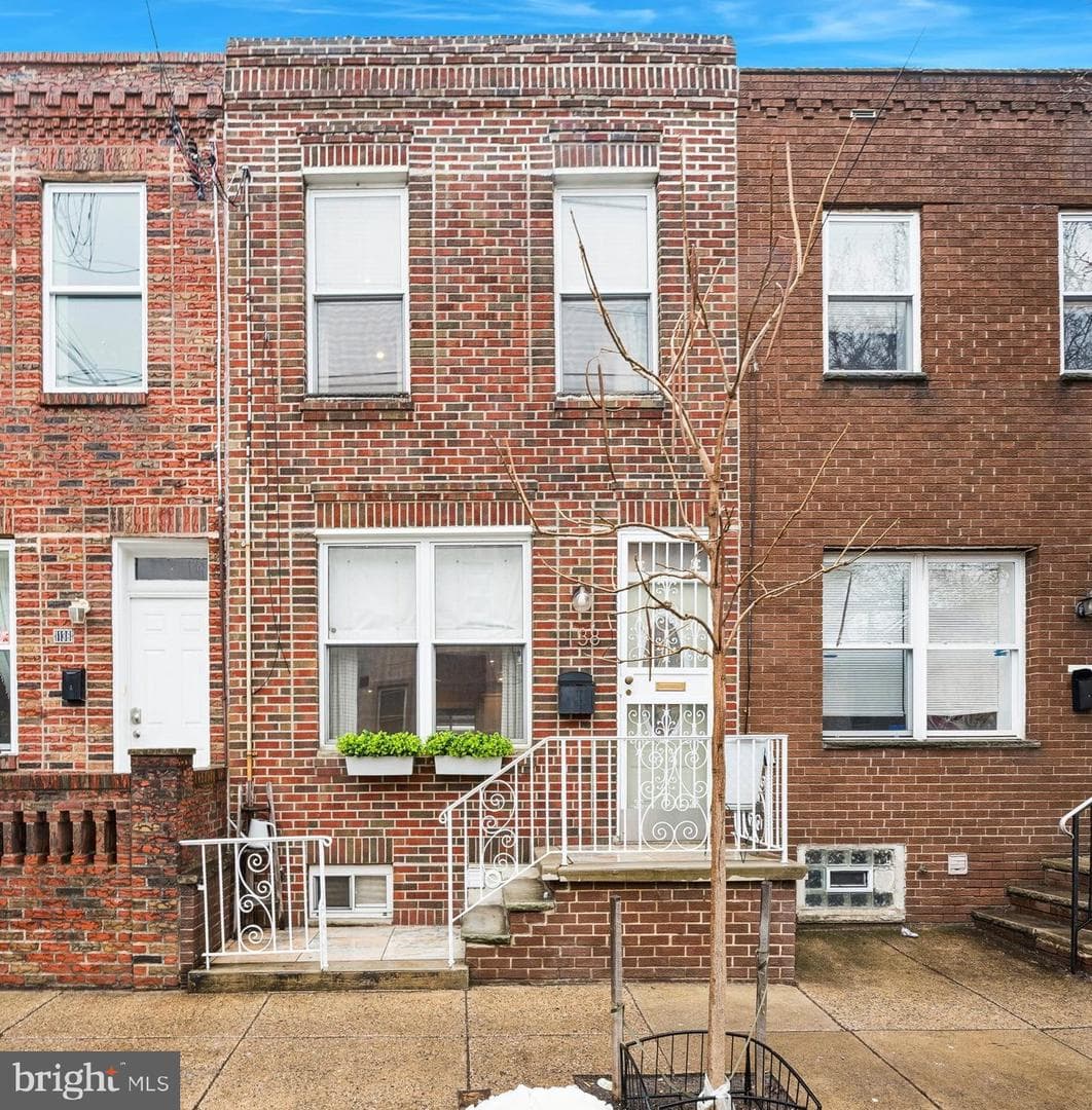 1138 Mifflin Street photo 2