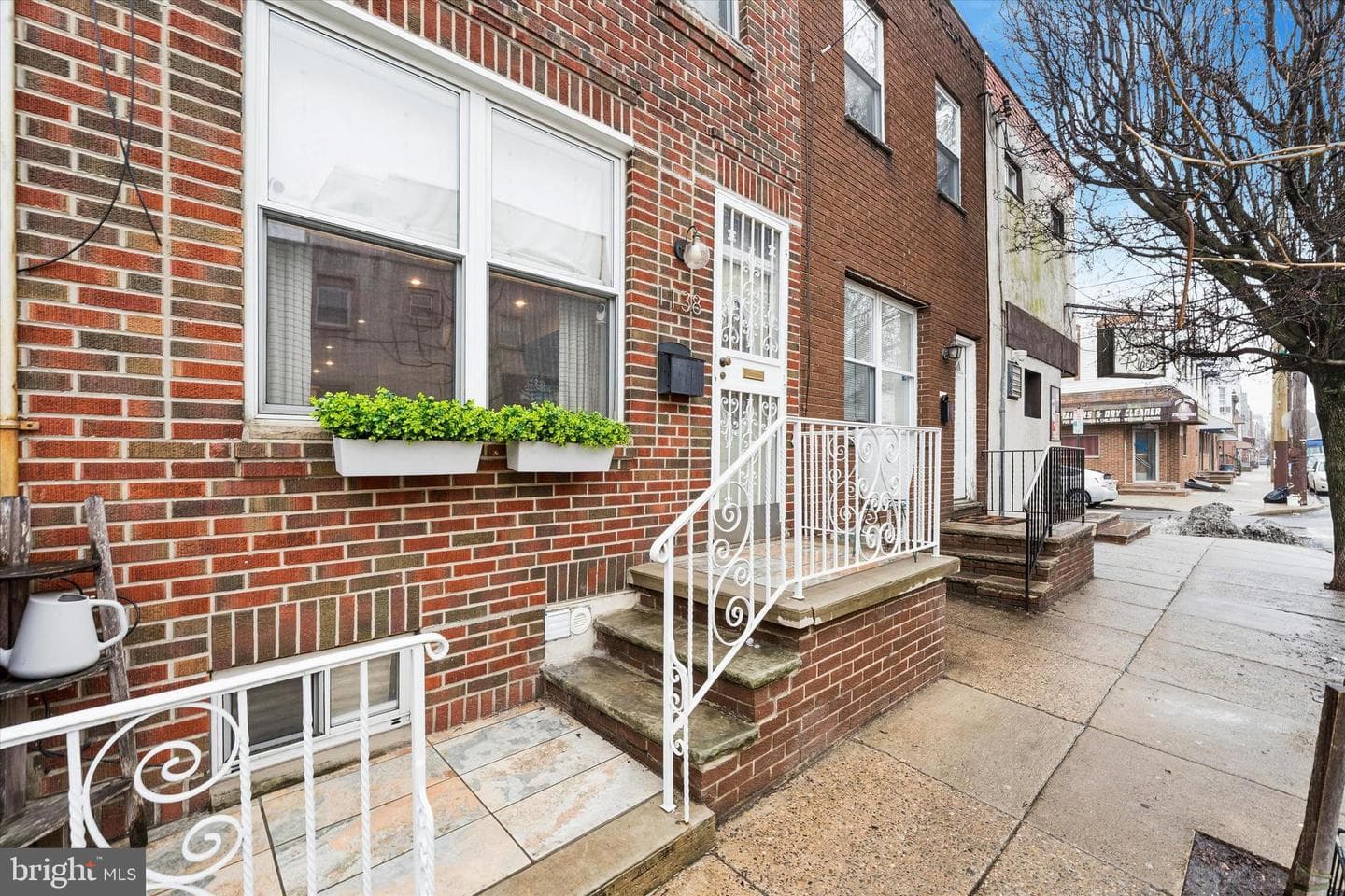 1138 Mifflin Street photo 3
