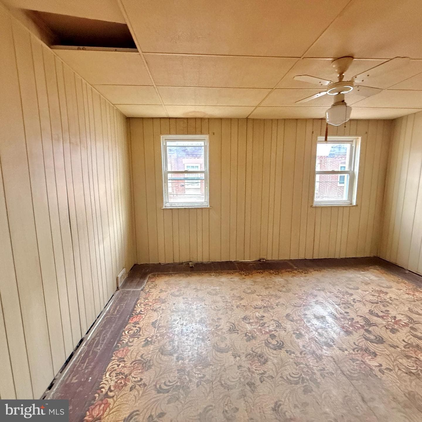 2230 S Rosewood Street photo 15