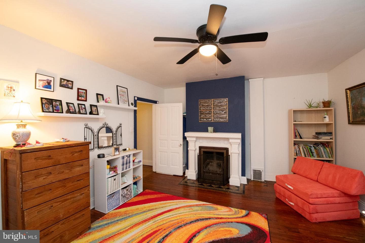 114 E Upsal Street photo 35
