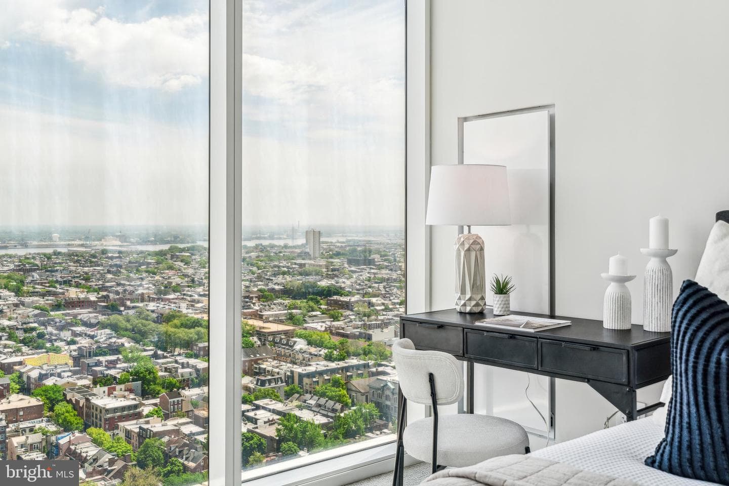 301 S Broad #2502 photo 16