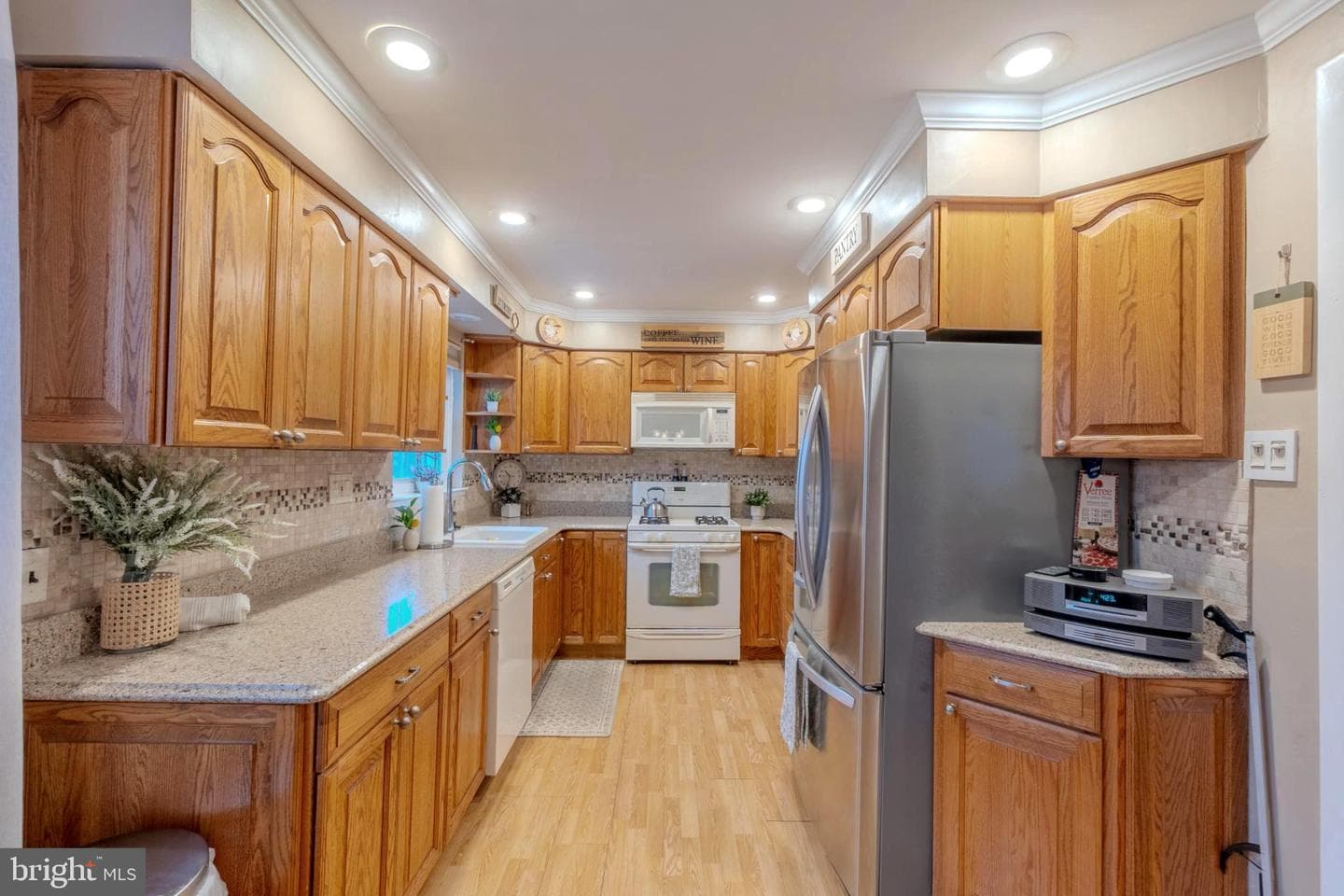 8202 Solly Place photo 9