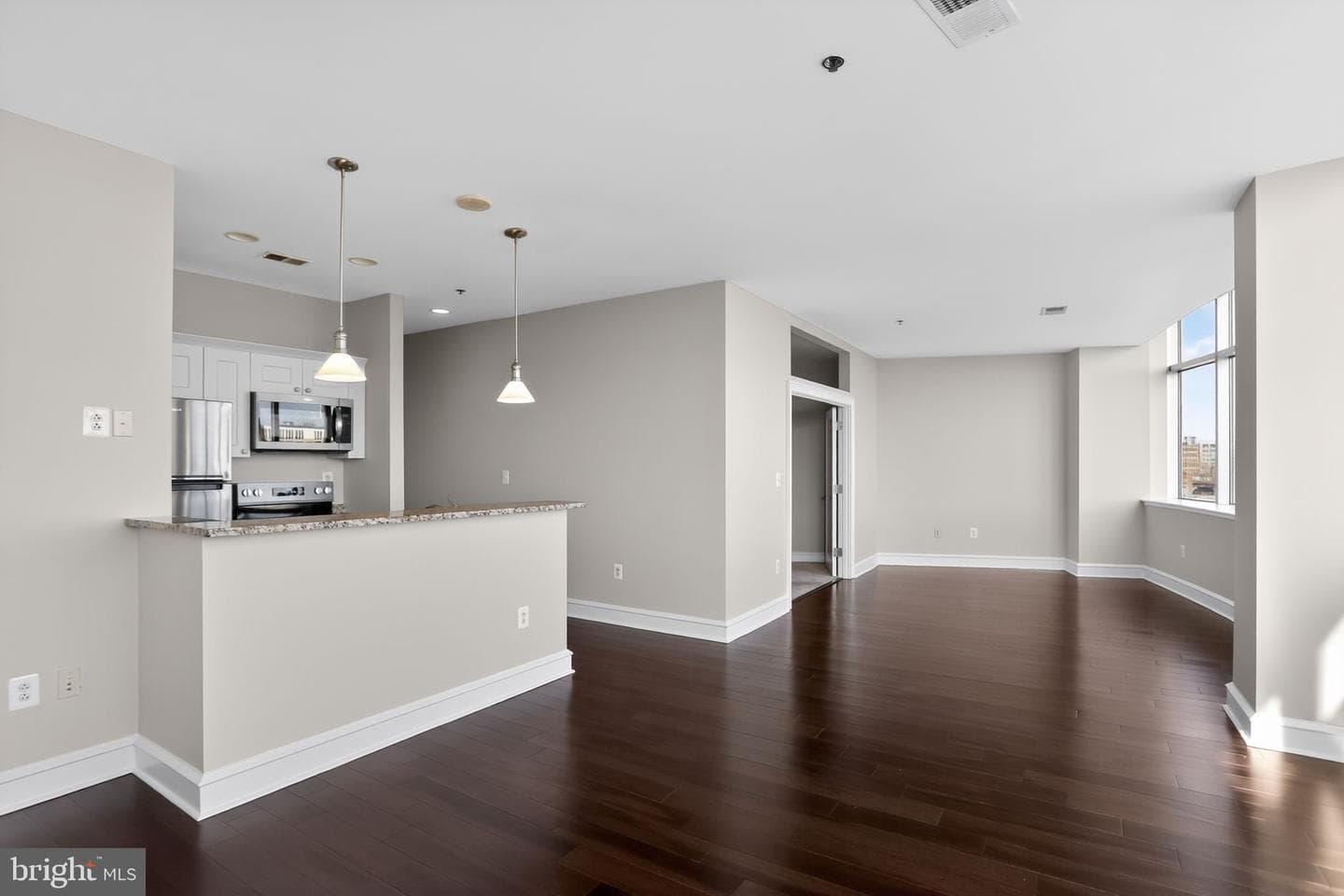 201 N 8th Street #512, Philadelphia