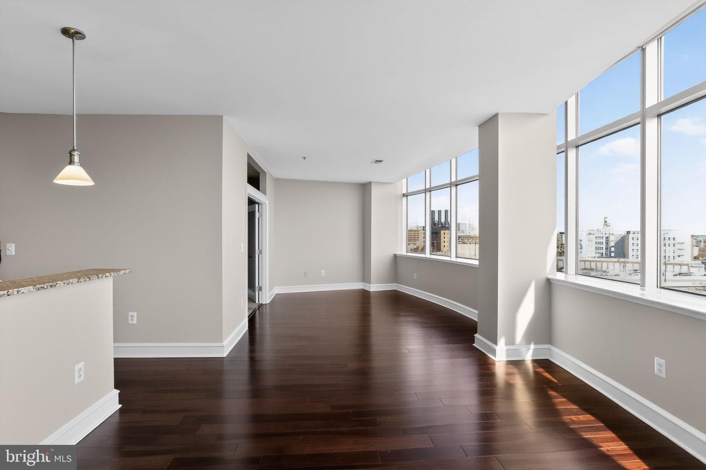 201 N 8th Street #512, Philadelphia