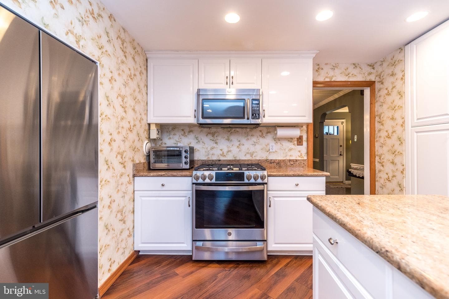 412 Forest Hills Avenue photo 16