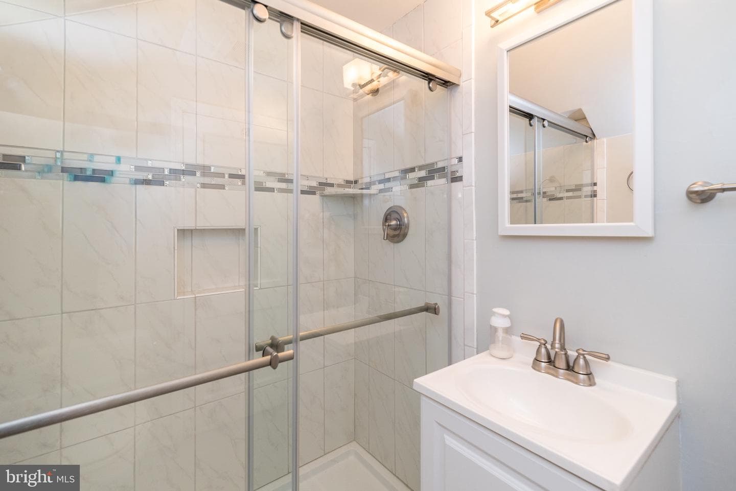 412 Forest Hills Avenue photo 43