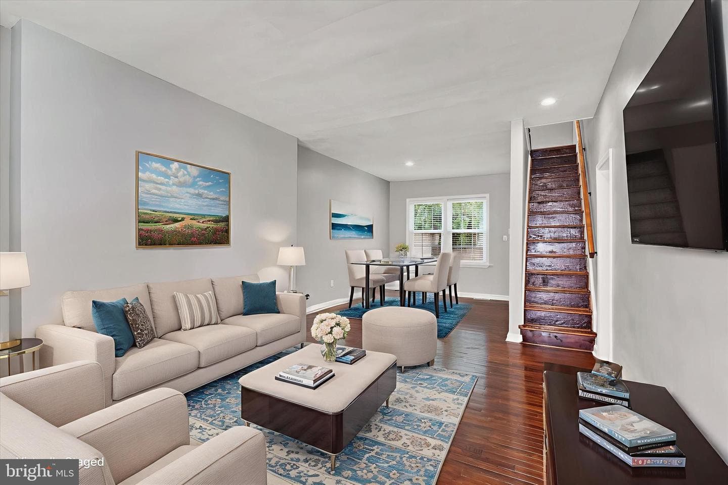 2718 Folsom Street photo 3