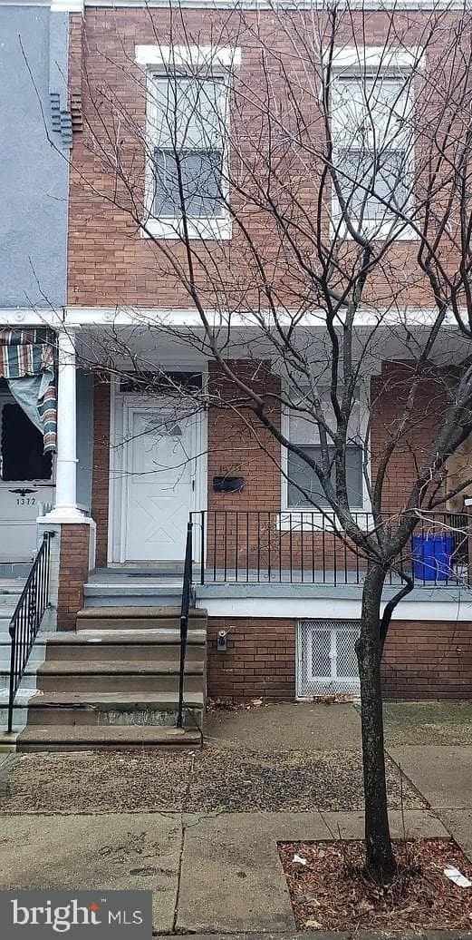 1370 Narragansett Street photo 1