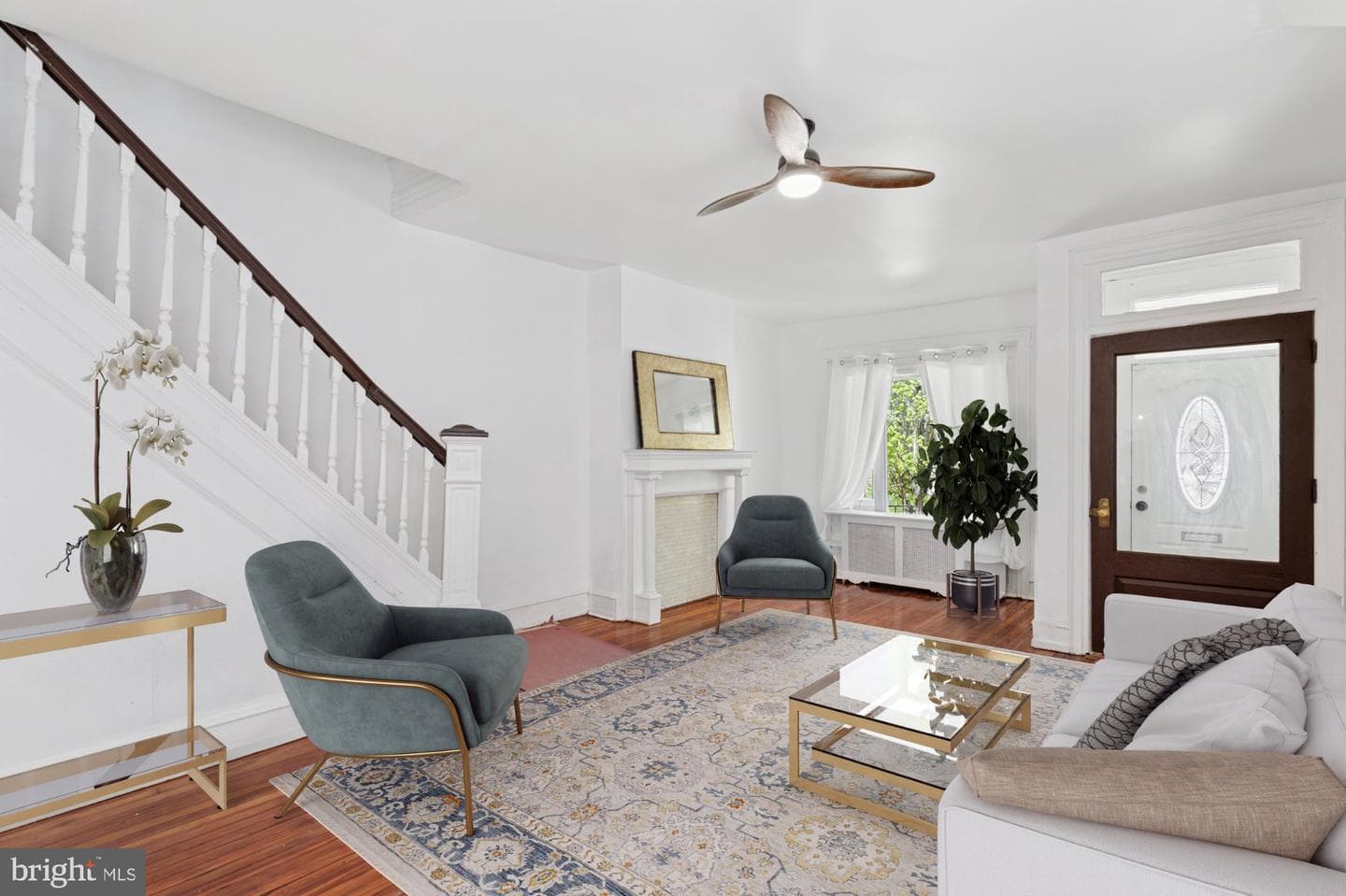 5316 Catharine Street photo 3