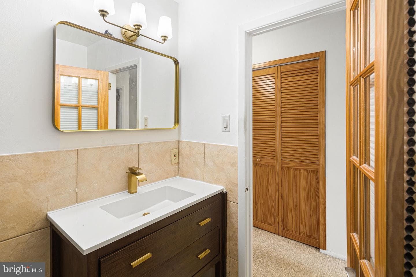 9838 Bonner Street photo 20